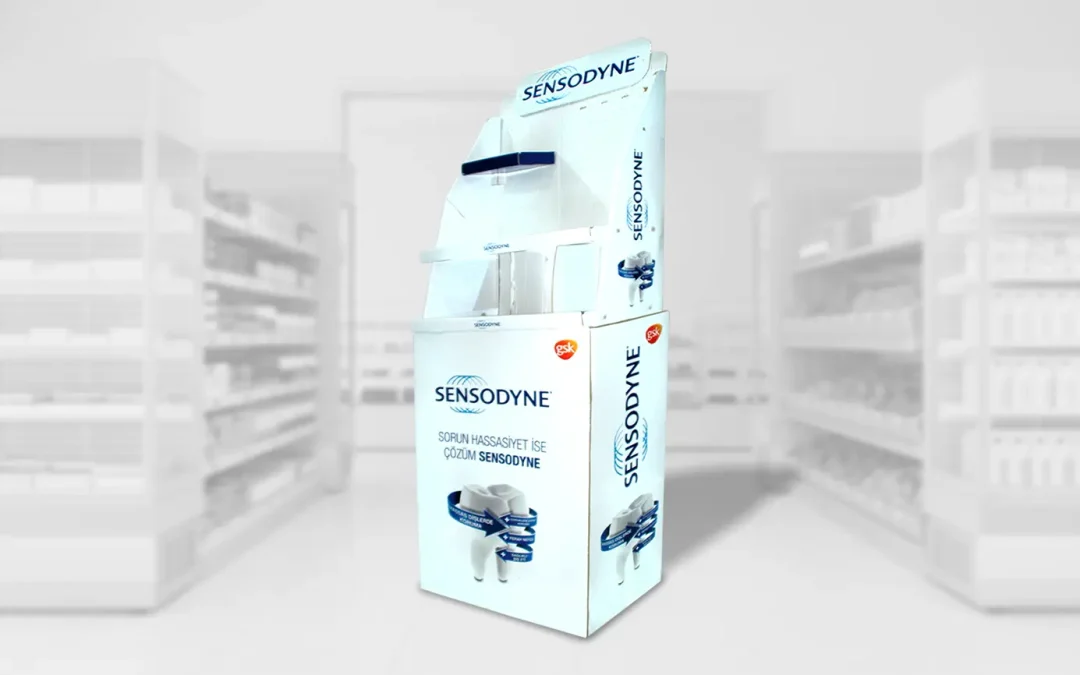 FREE STANDING DISPLAY UNITS
