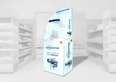 FREE STANDING DISPLAY UNITS